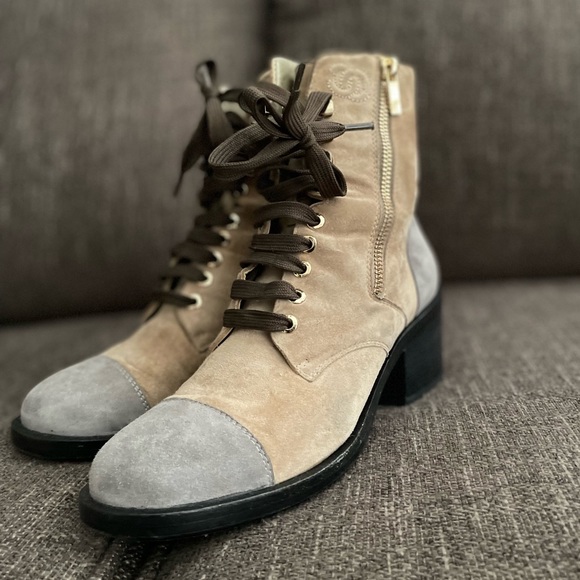 Chanel Boots - Picture 1 of 3